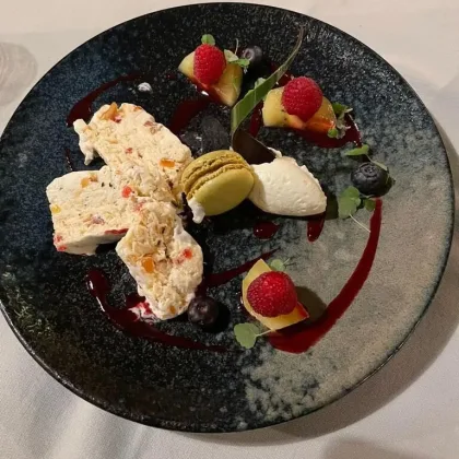 Nougat glacé selon Frederique le Cuisinier – Het Goedemorgen Café