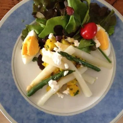 Vegetarisch gerecht met Brabantse asperges – Het Goedemorgen Café