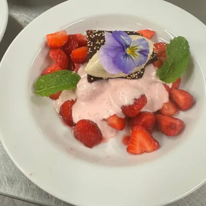 Fraise Romanov – Het Goedemorgen Café